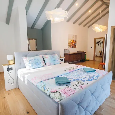 Villa Luxury Andrea Vrzika In Forest Near The Sea *
